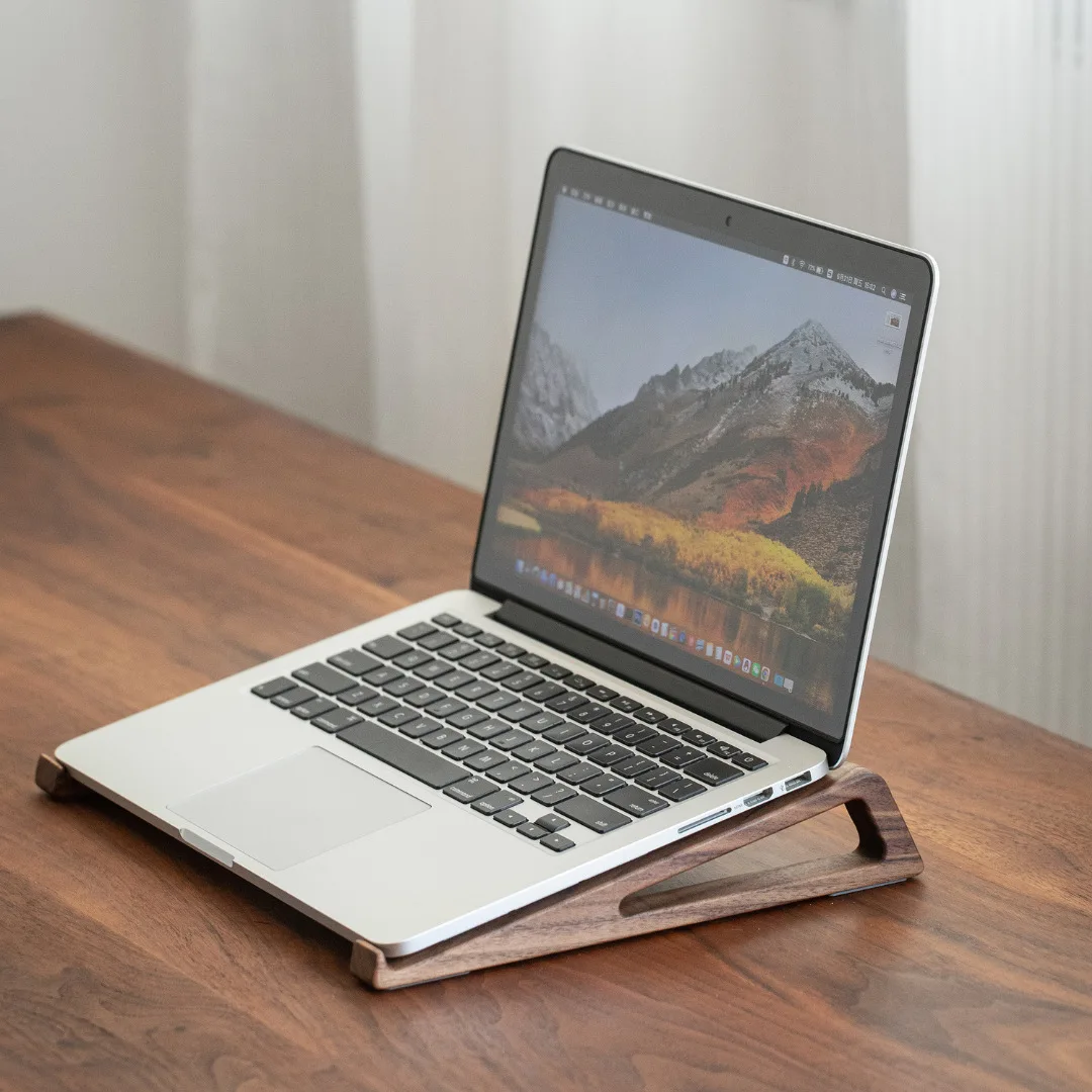 HeMu Walnut Wood Laptop Stand  - Laptop Stand Bamboo recension och pris