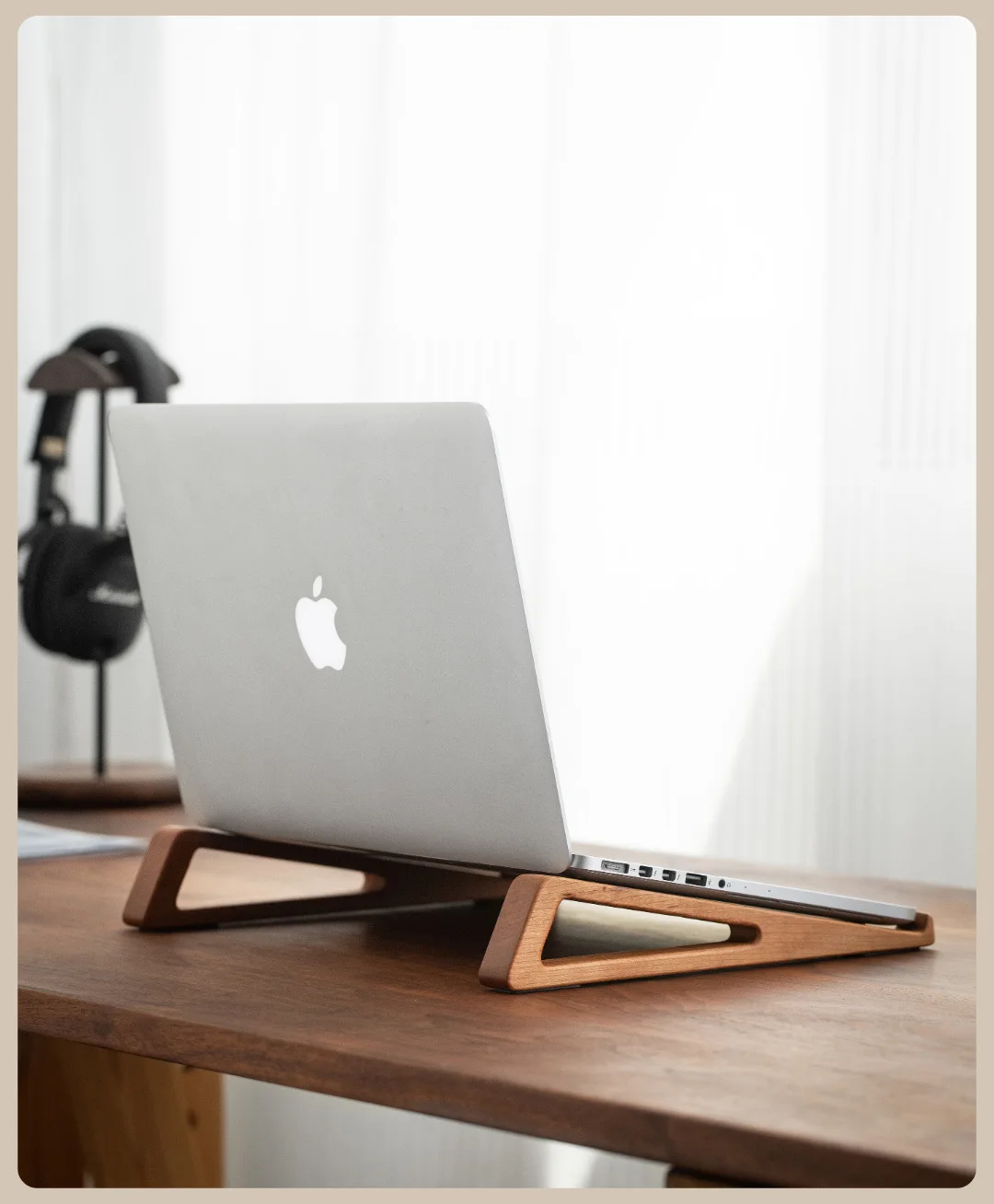 HeMu Walnut Wood Laptop Stand  - Laptop Stand Bamboo recension och pris