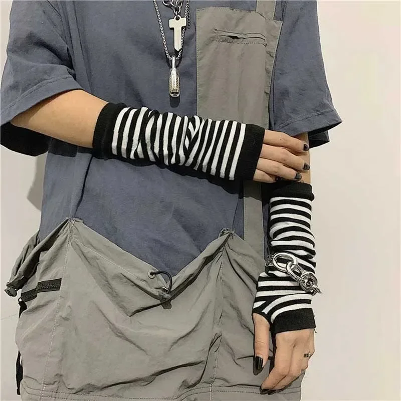 Black Punk Long Fingerless Glo - Y2K Tech Accessories recension och pris