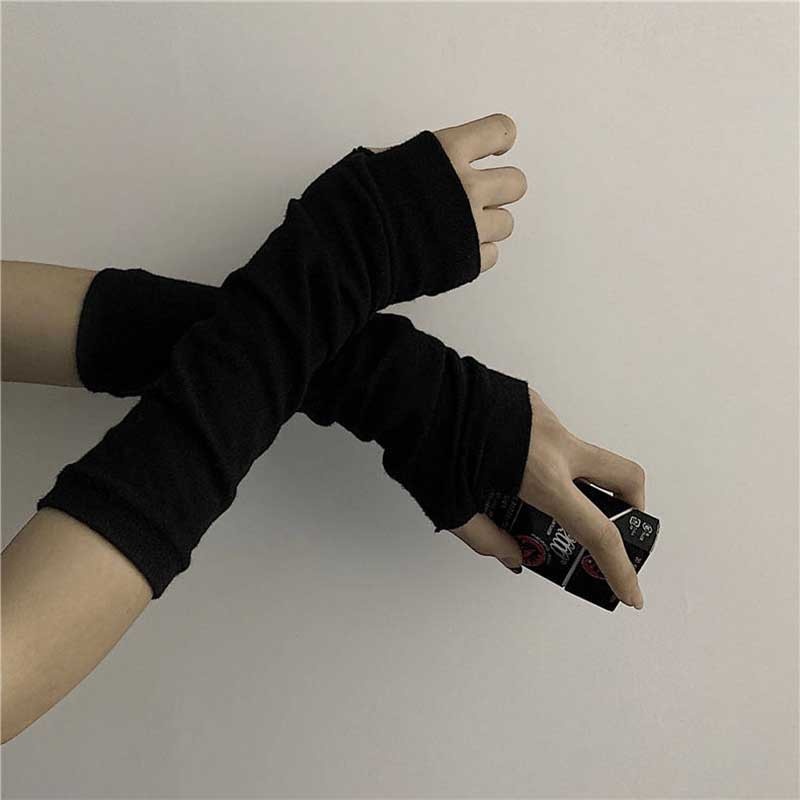 Soft Knit Black Fingerless Arm - Y2K Tech Accessories recension och pris